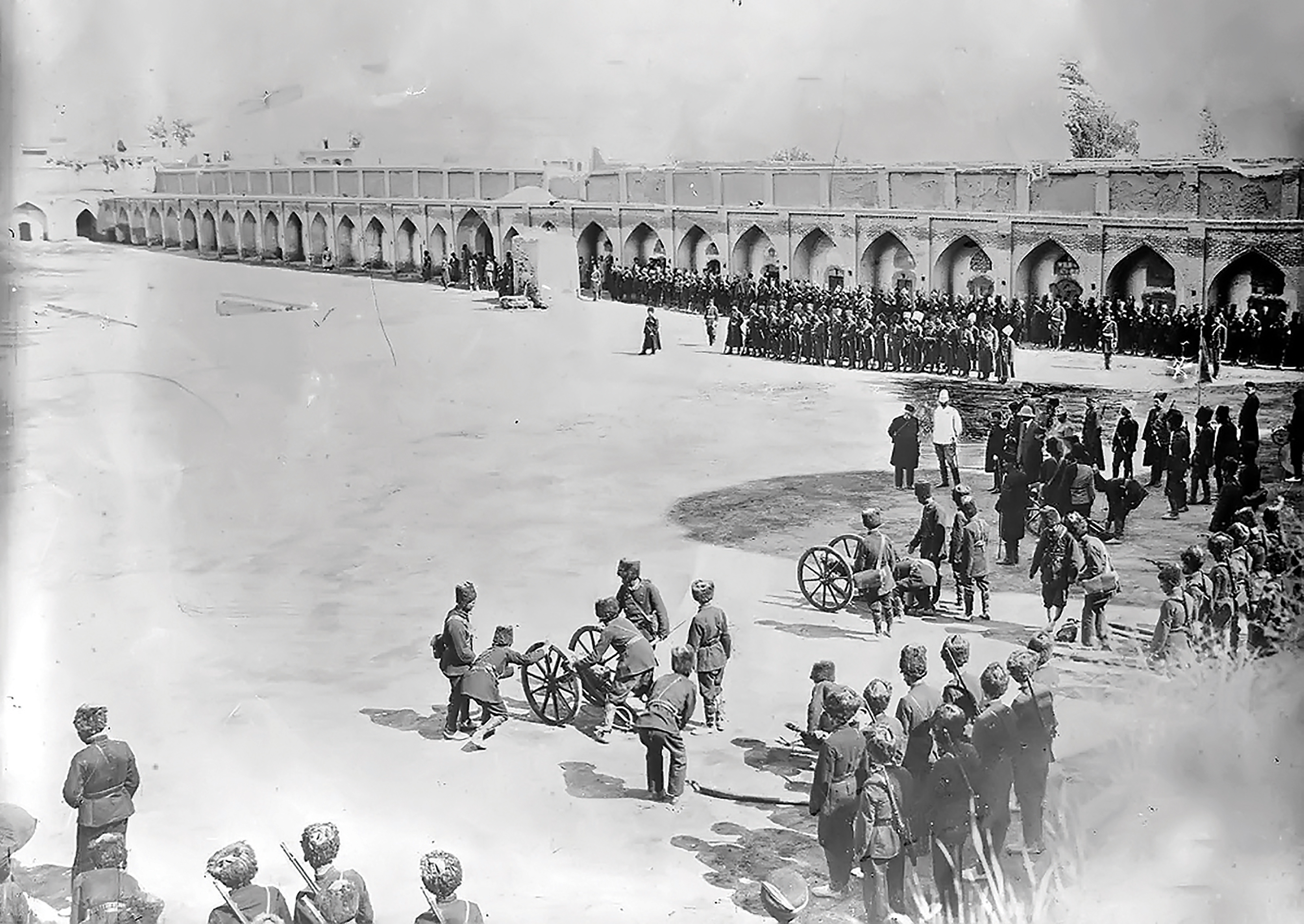 تاریخچه شکل‌گیری میدان‌های چندصدساله تهران را ورق زده‌ایم