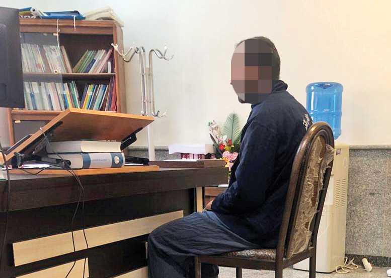 بدهکار خودش را ربود