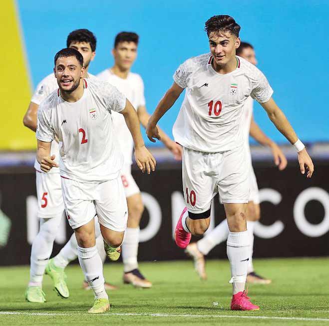 تاخت‌و‌تاز بچه‌یوزها