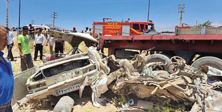 در جریان 2حادثه رانندگی در یاسوج و جاده قم 8نفر جان‌باختند و 49نفر مصدوم شدند