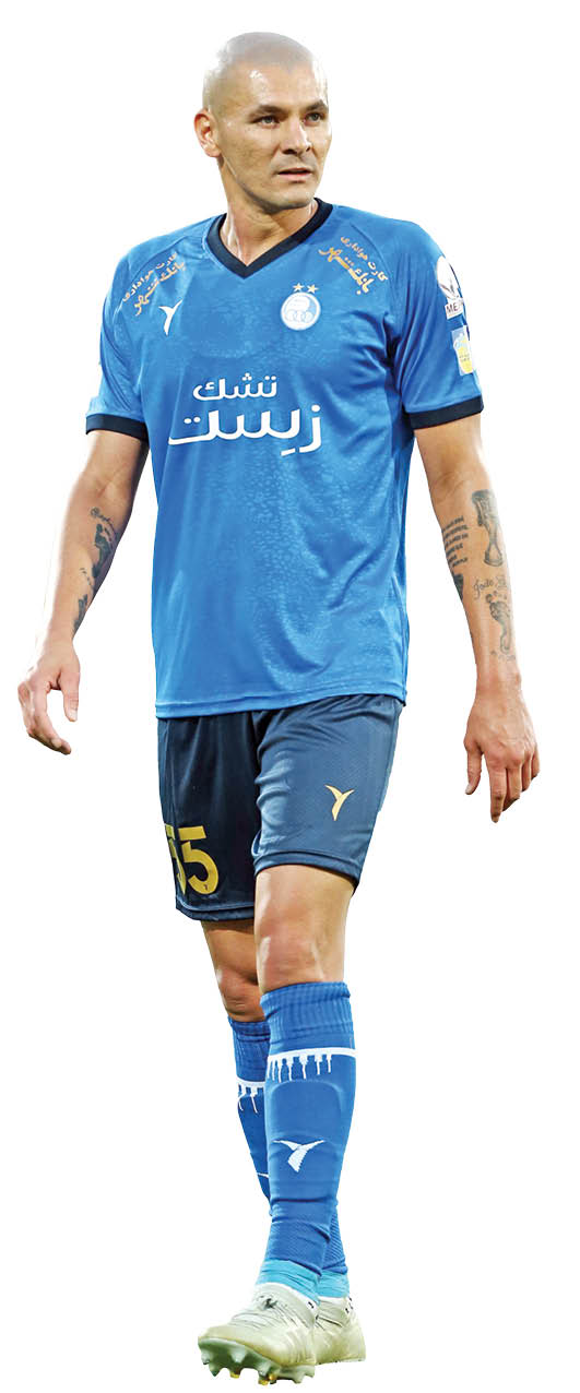 انقلاب در قلب دفاع