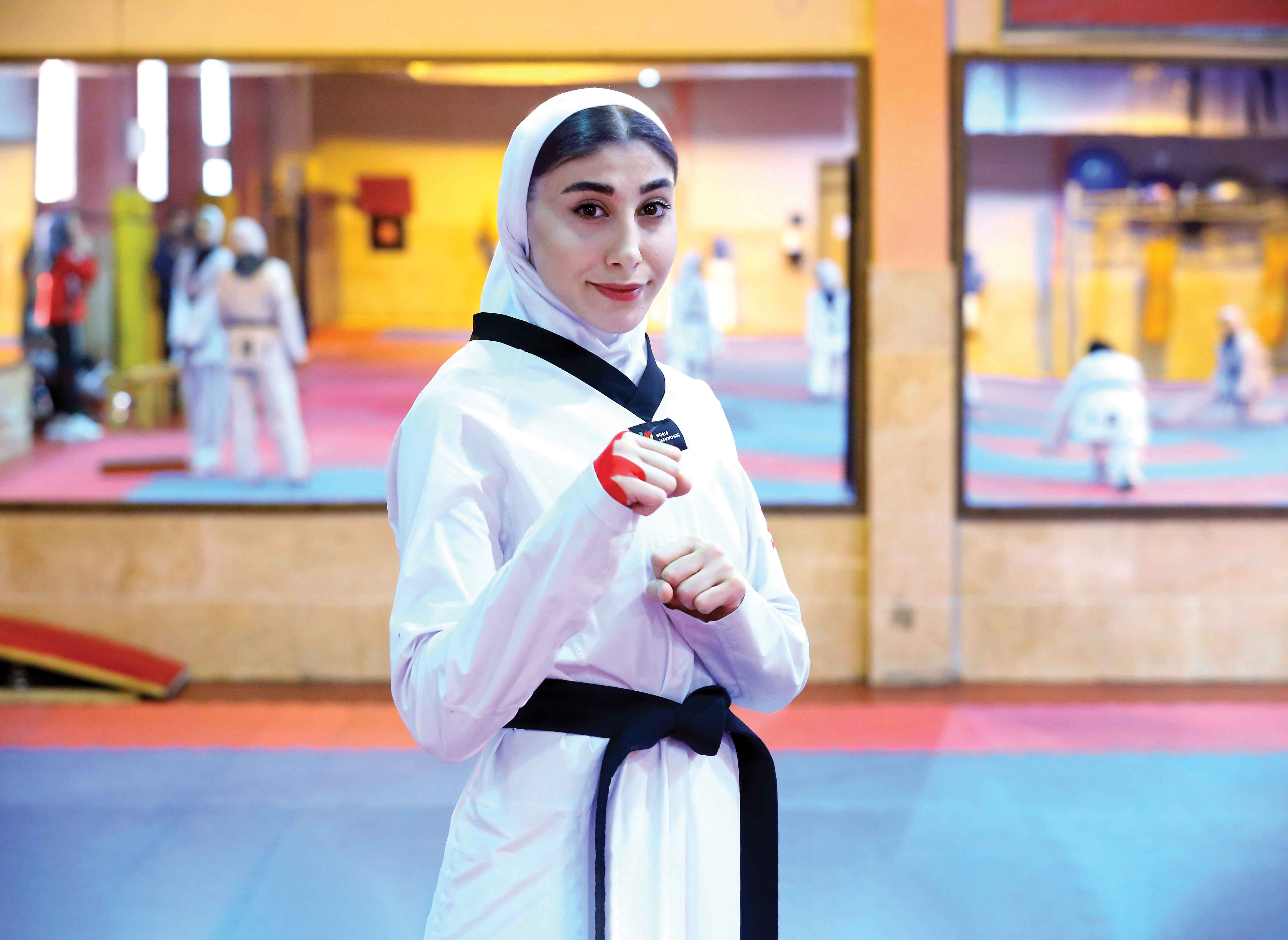 به کشورم تعصب دارم