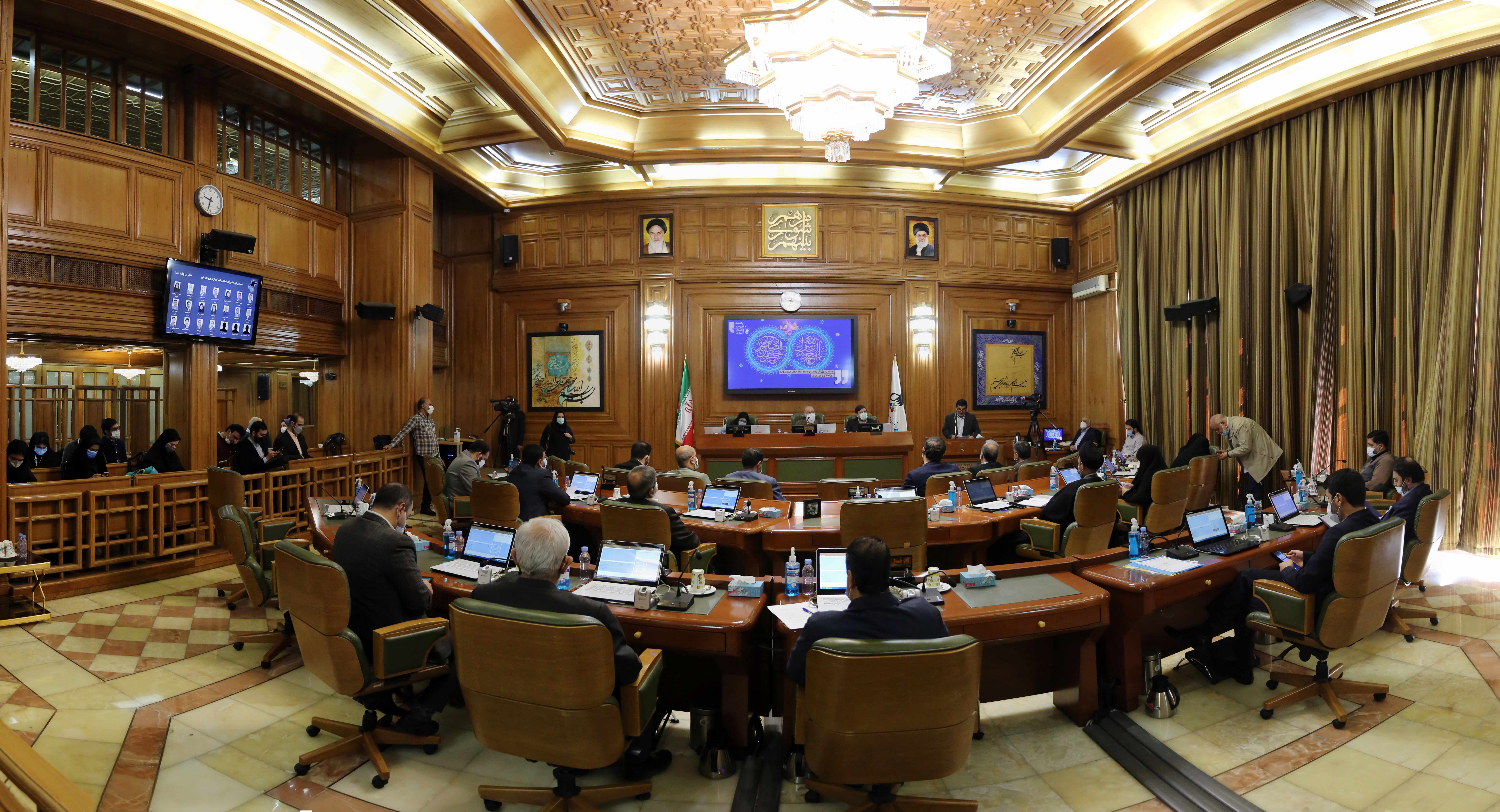 دو راهی ورود اتوبوس‌ها به تهران