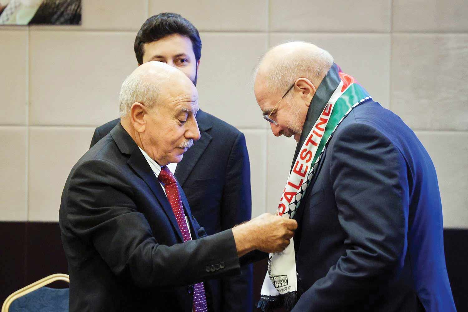 ترافیک دیپلماسی در بهارستان