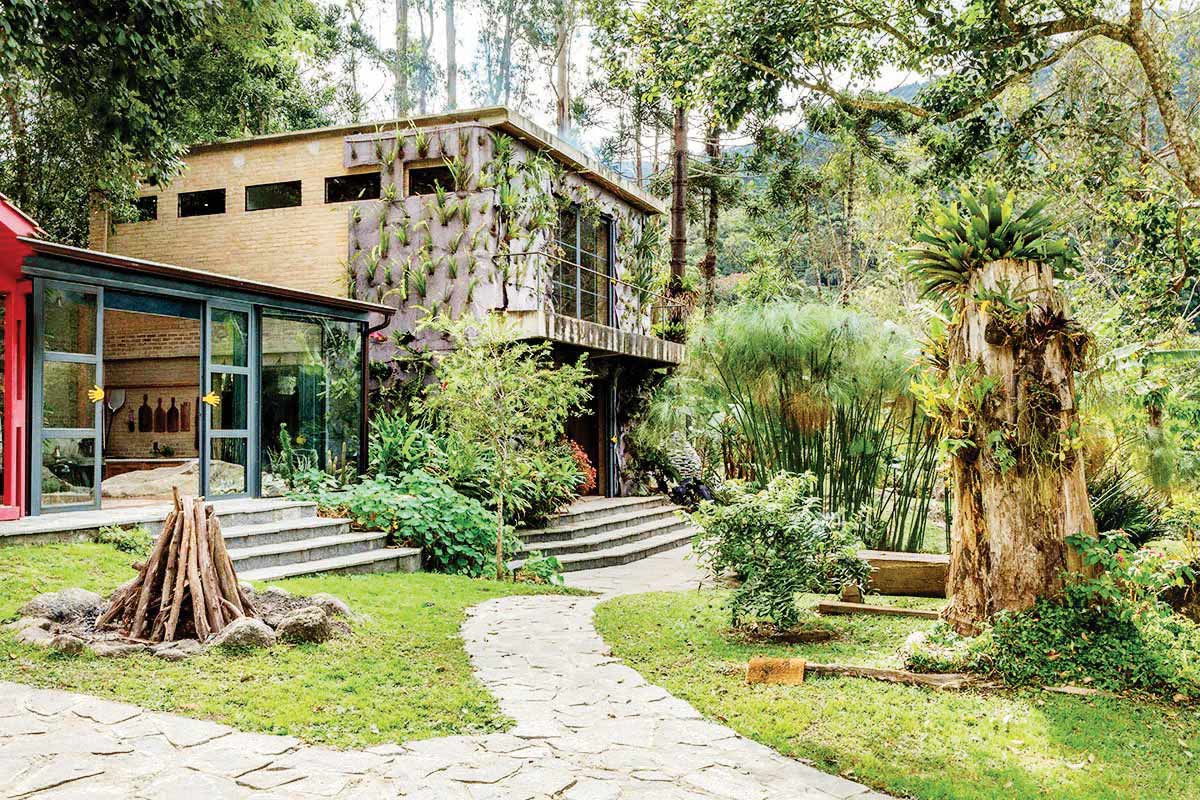 خانه ای پیشکش به جنگل