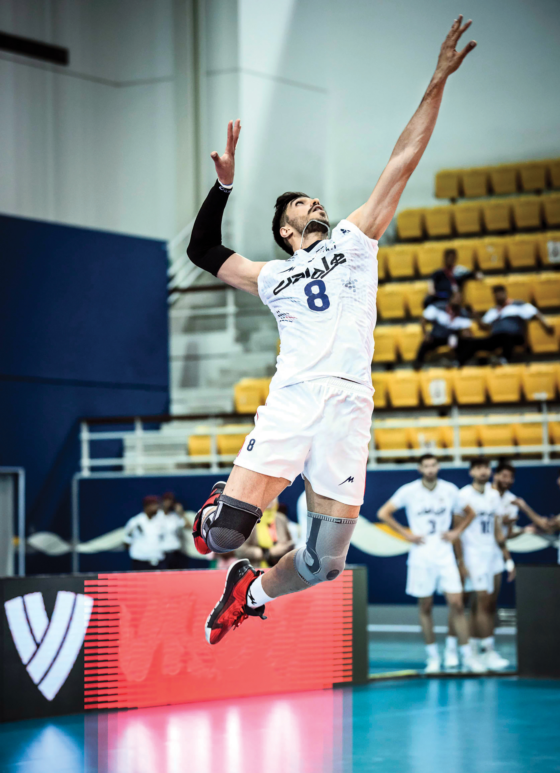 امیرمحمد گلزاده بهترین پشتخطزن و ارزشمندترین بازیکن مسابقات والیبال قهرمانی جوانان جهان از قهرمانی تیم ملی و عنوانهای فردی خودش میگوید