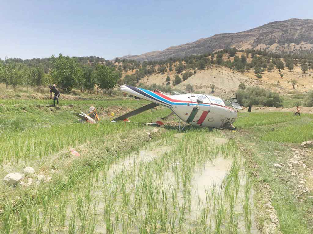 فداکاری تکنیسین اورژانس در دل آتش