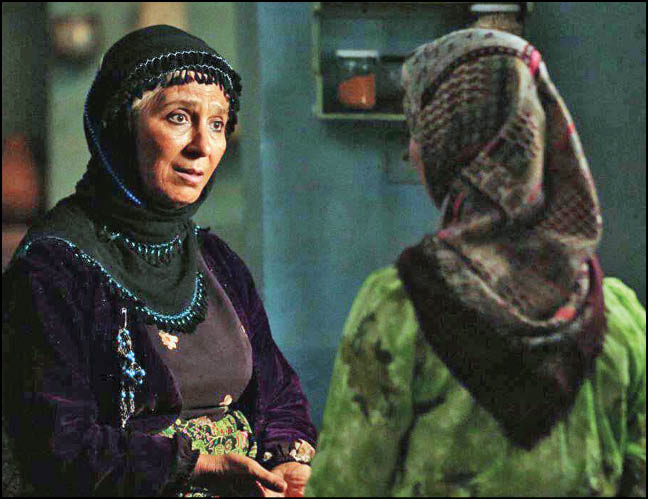 همه در زندگی خودشان قهرمانند