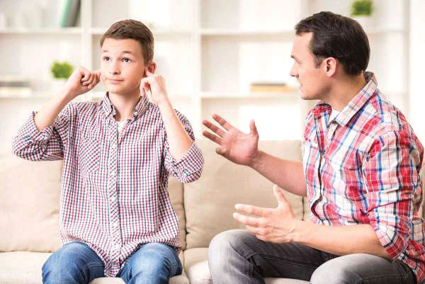 چرا ادبیات نسل کنونی این است؟