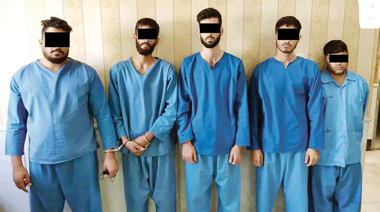 طناب دار بر گردن 5متجاوز