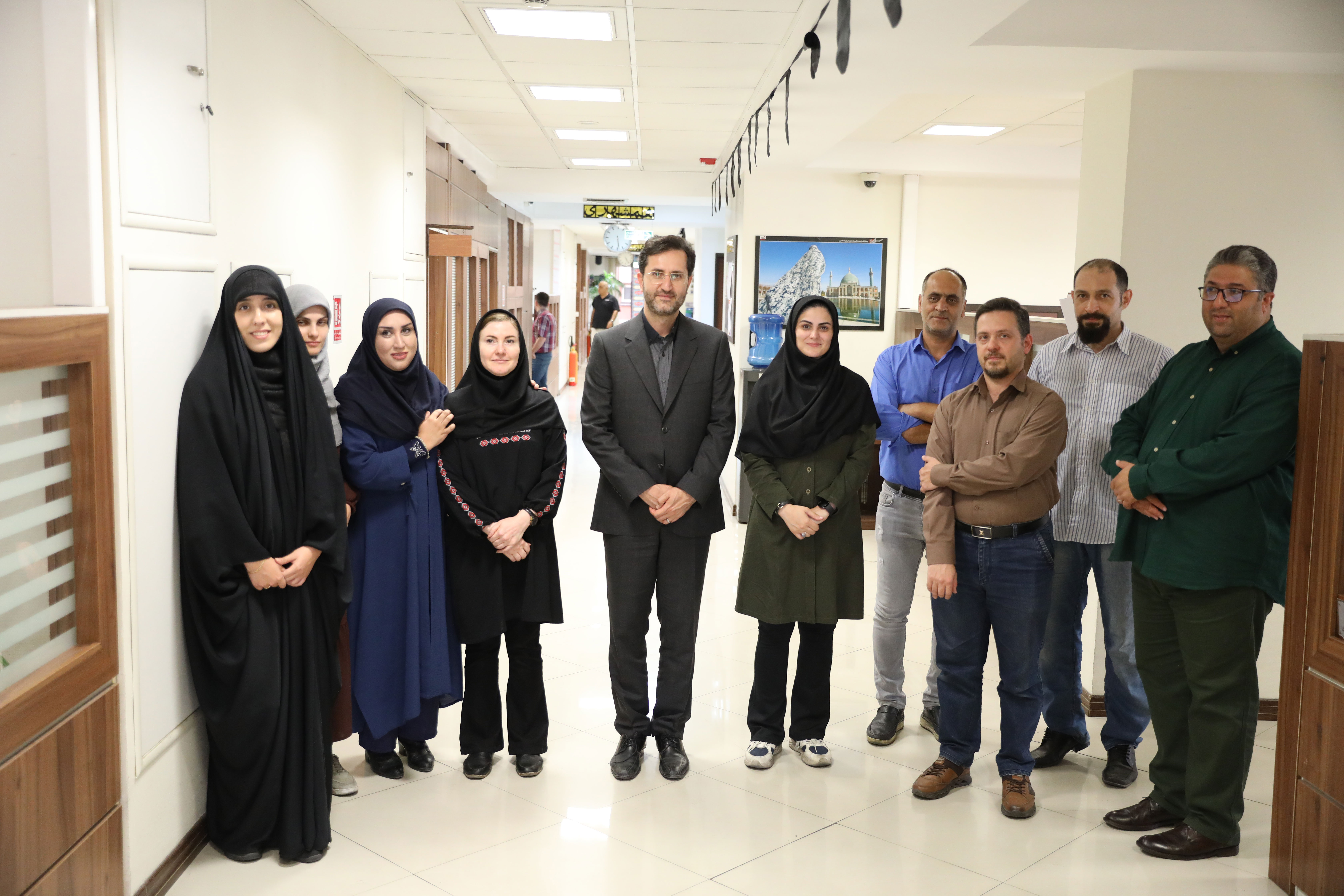 حضور شهردار منطقه 5 در ساختمان همشهری