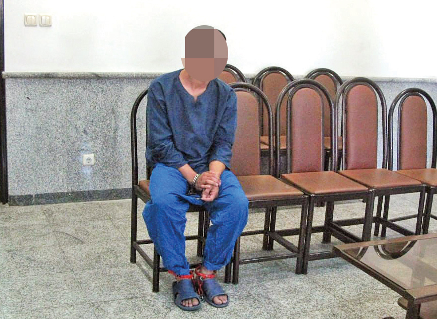 ادعای عجیب پسر جوانی که مادرش را به قتل رسانده است: