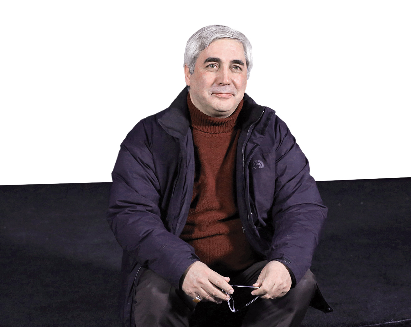 حاتمی‌کیا دست به‌کار شد