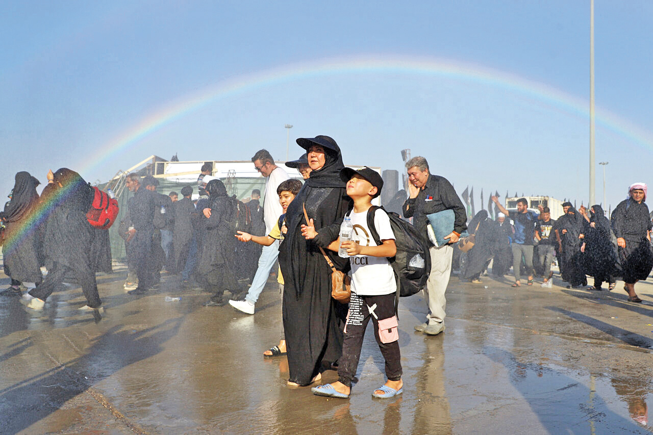 کوله را بردار، جاده چشم انتظار زائرهاست