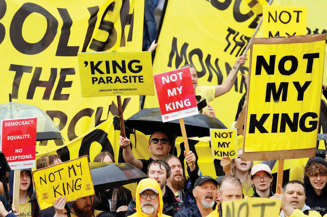 اعتراض انگلیسی‌ها به پادشاهی چارلز
