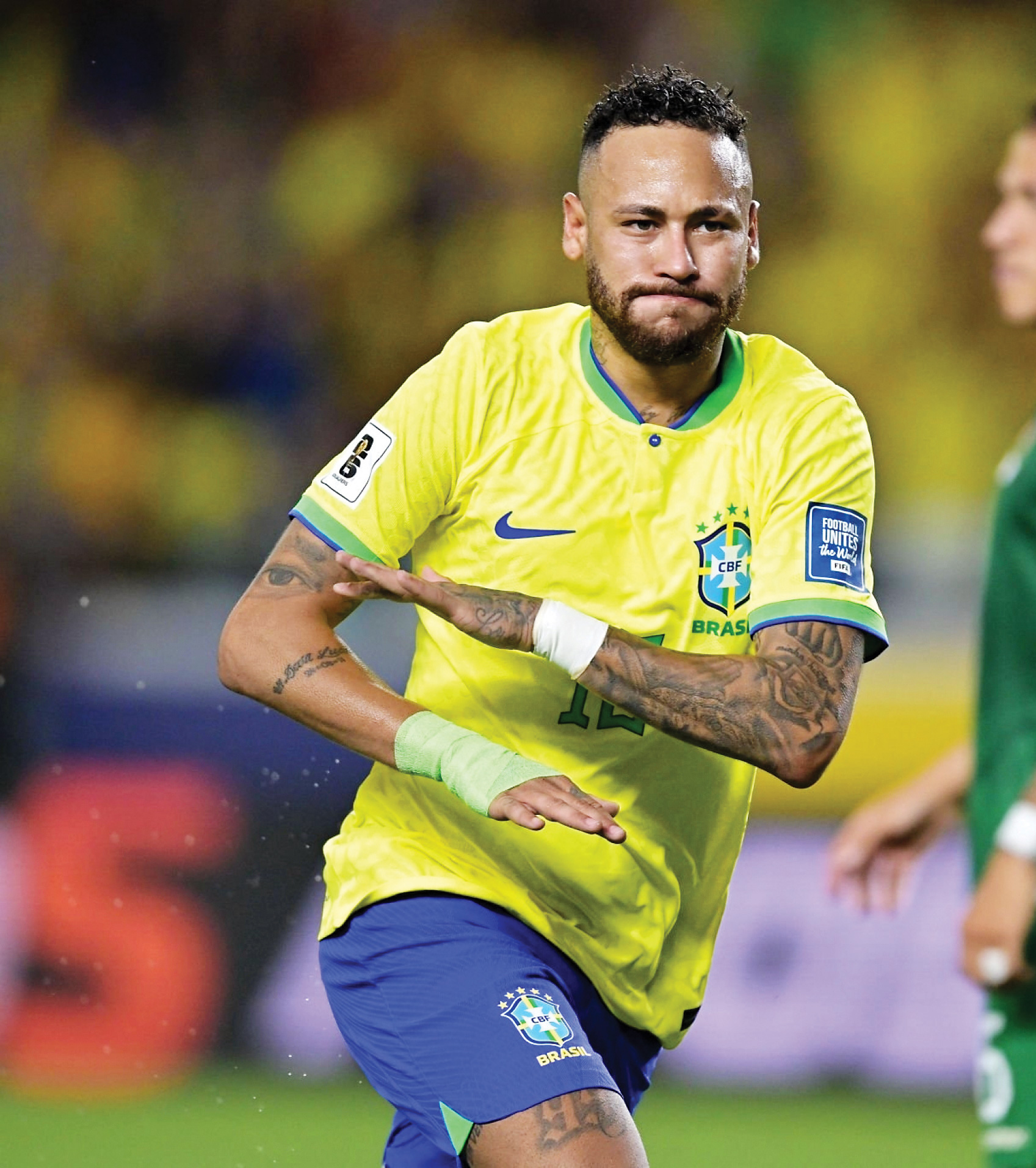 نیمار تاریخ‌نویس!