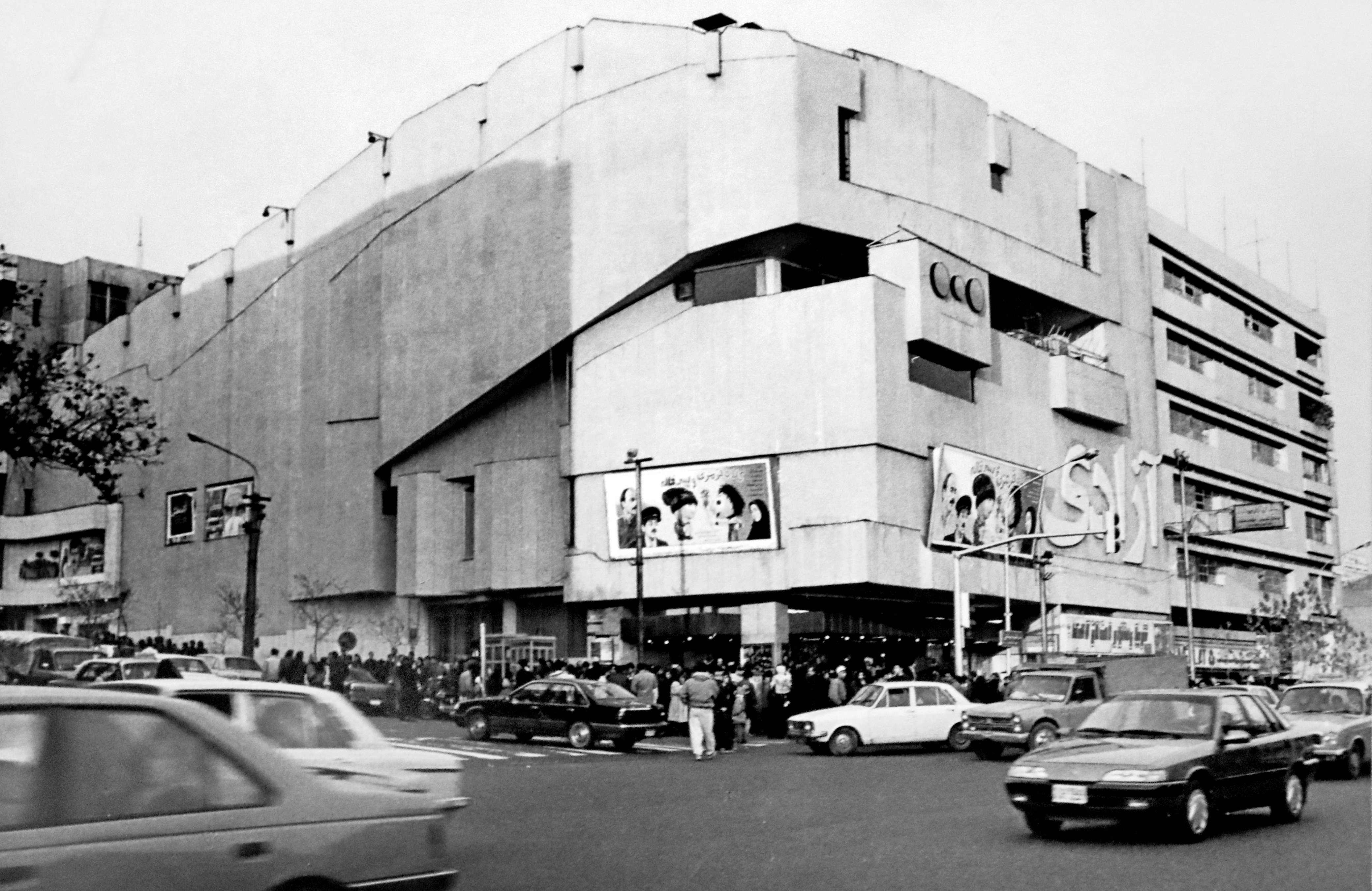 زود است سینما فسیل شود