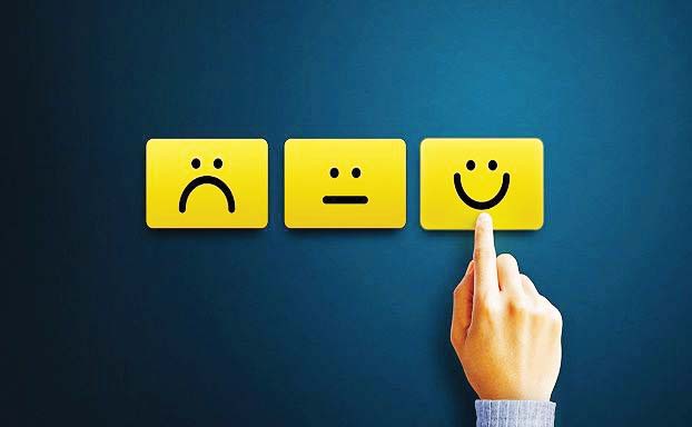 در نیمه پر لیوان غرق شویم