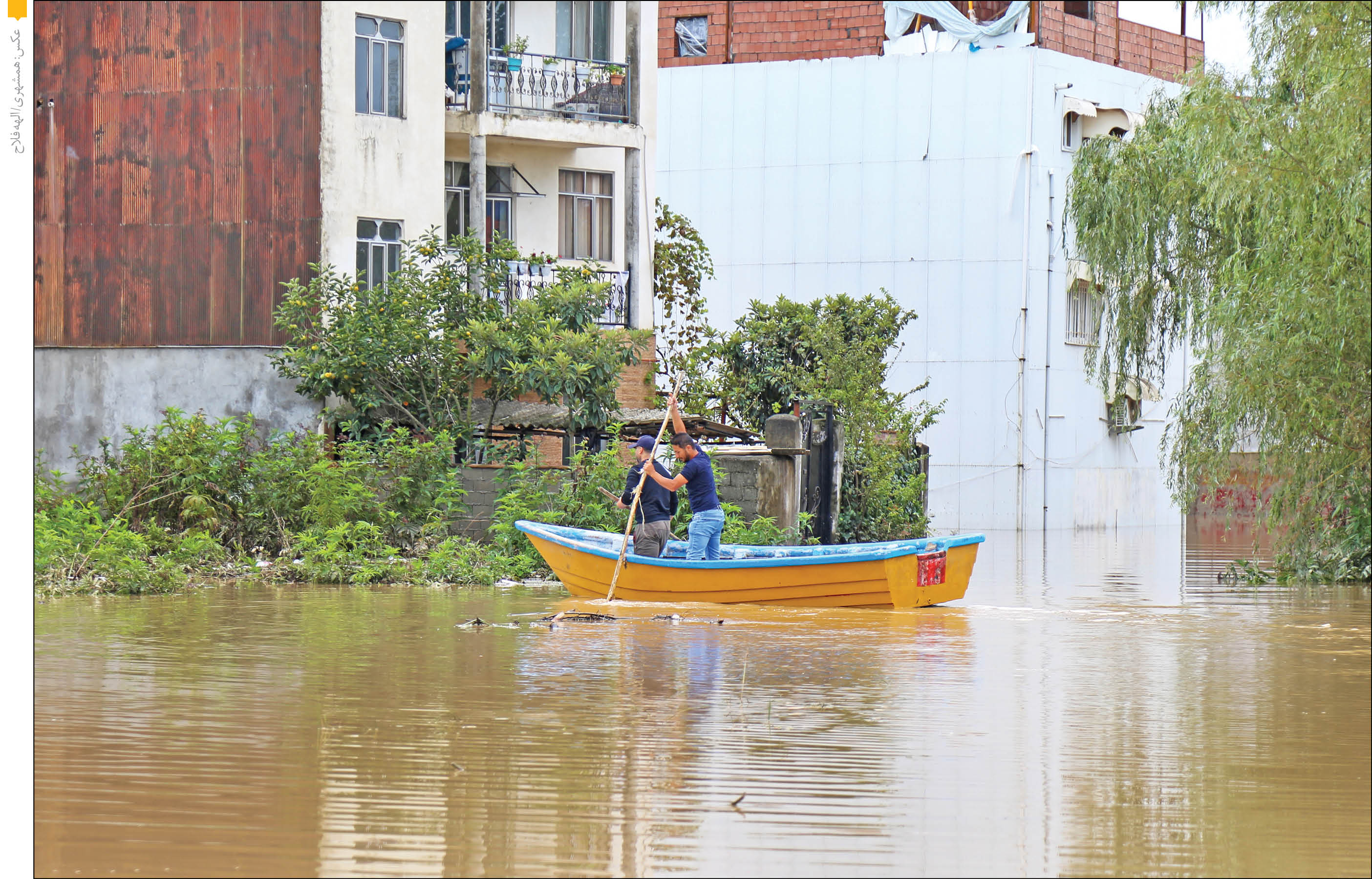 مردم آستارا با همدلی و حمایت داوطلبانه از هم، ‌ بارش سیل‌آسا را پشت سر گذاشتند