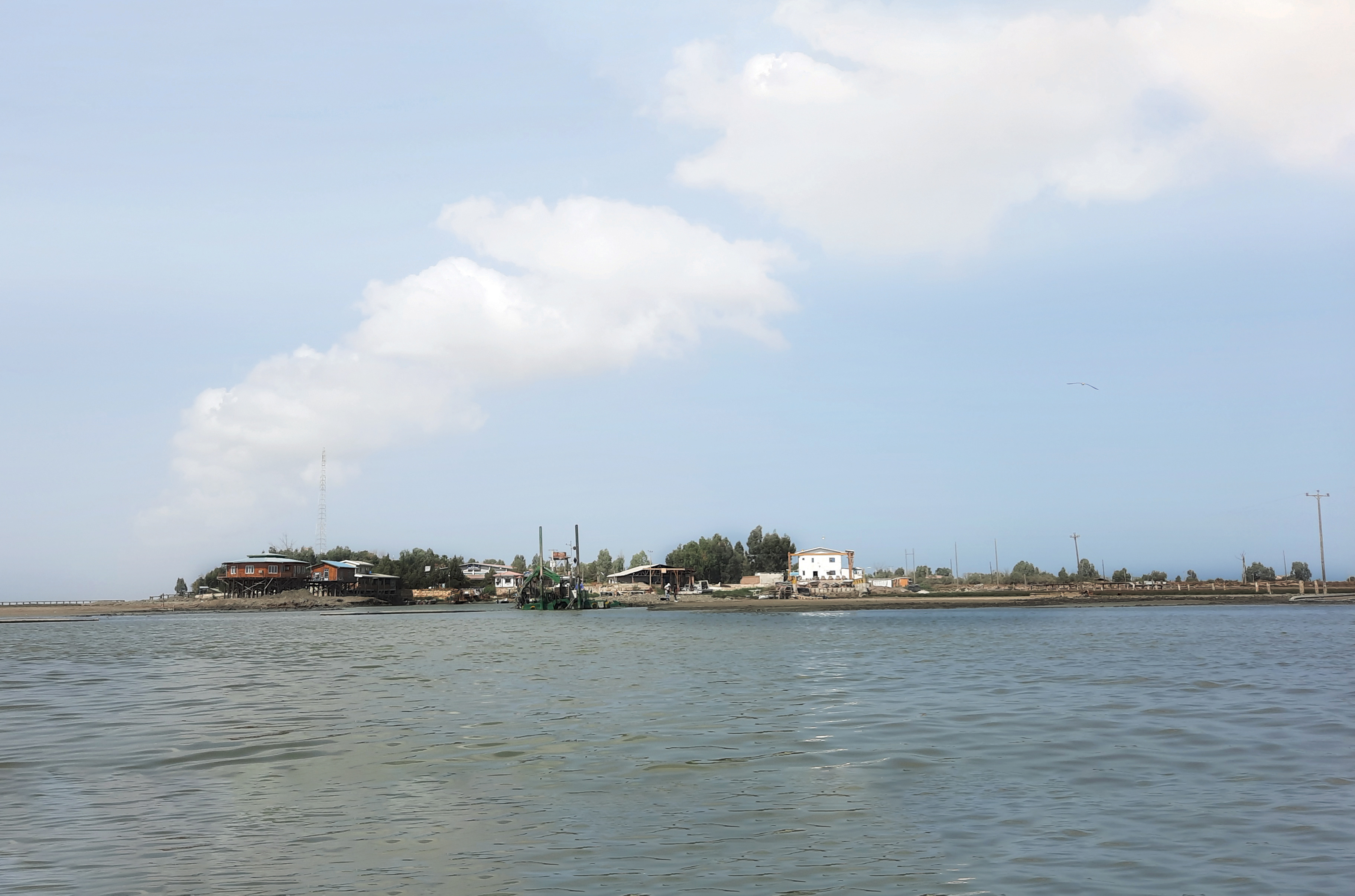 تنها جزیره ایرانی خزر میزبان گردشگران