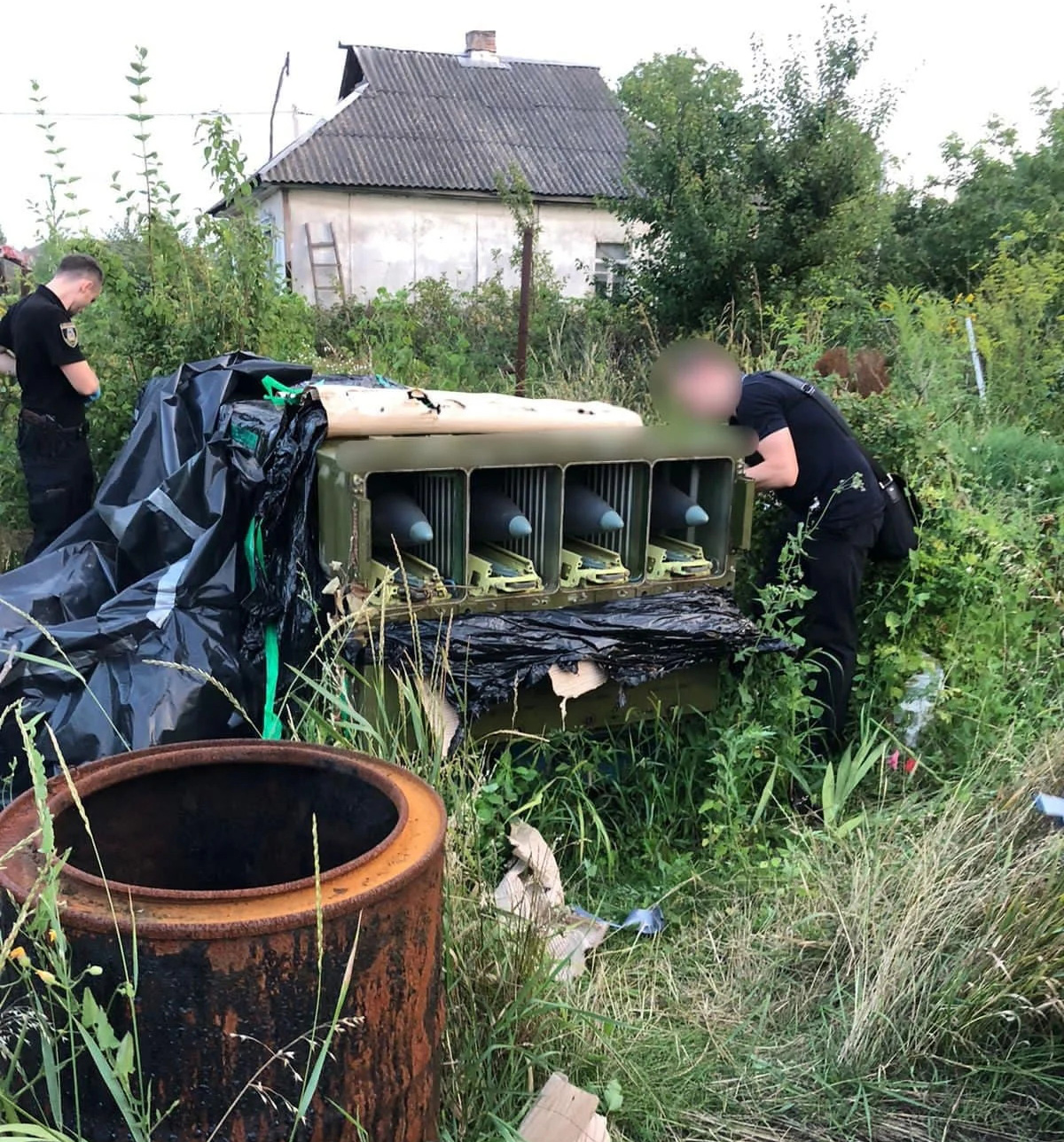 موشک‌های زمین‌به‌هوای گمشده اوکراینی در پارکینگی در کی‌یف کشف شد