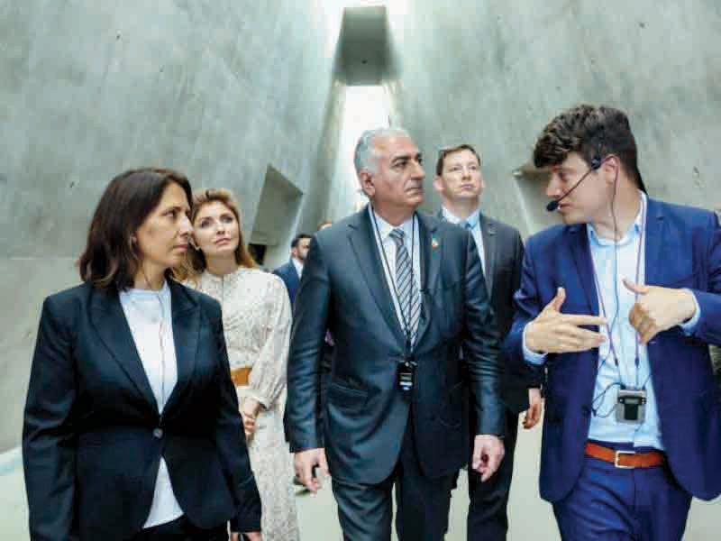 کاسبی با براندازی