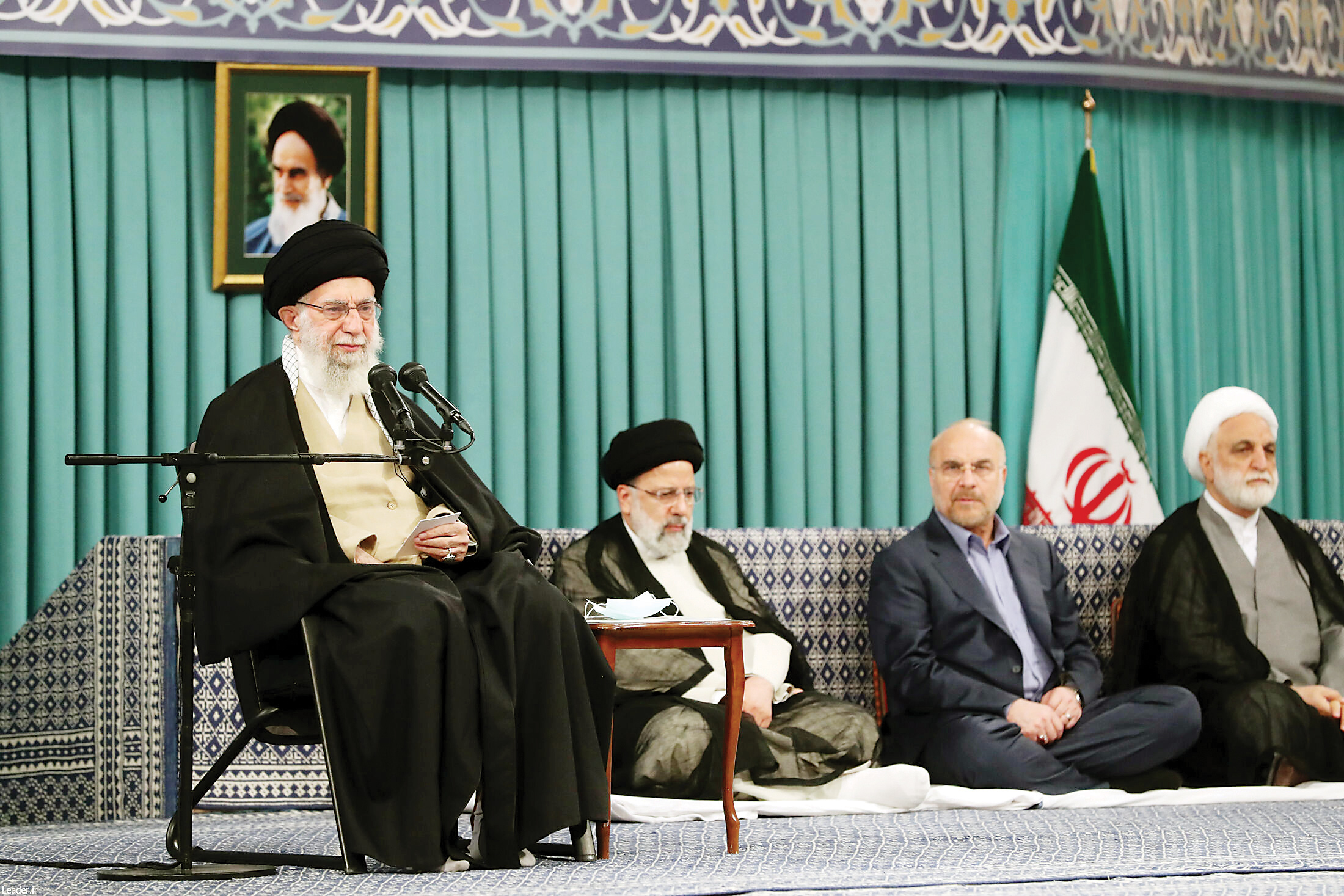 دیدار مسئولان نظام، سفرای کشورهای اسلامی و مهمانان کنفرانس وحدت با رهبر معظم انقلاب