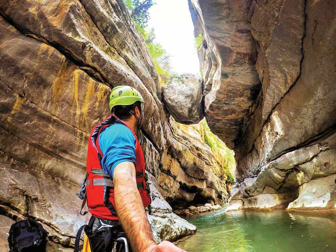 ماجراجویی محتاطانه