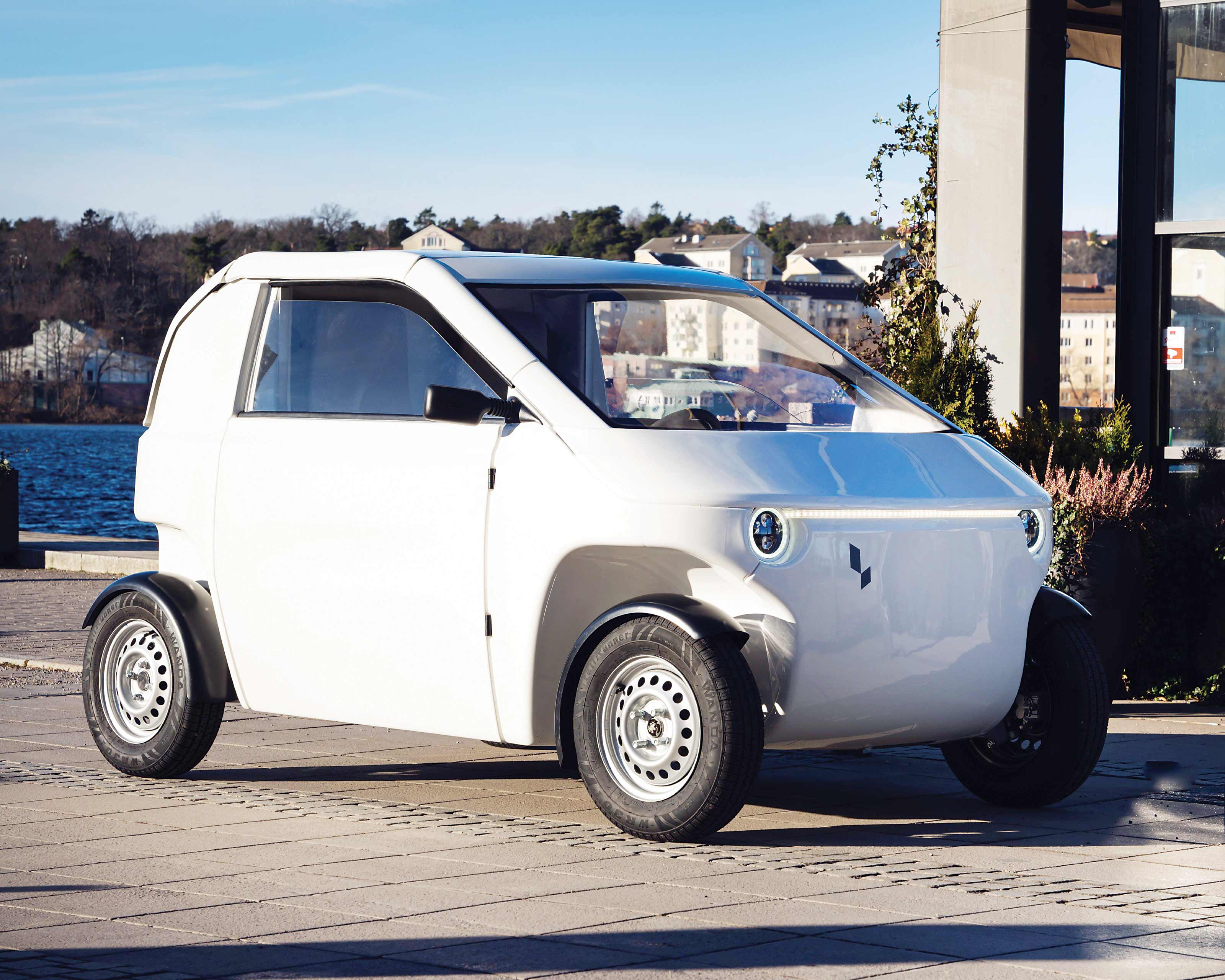 با مبل خودتان سفر کنید