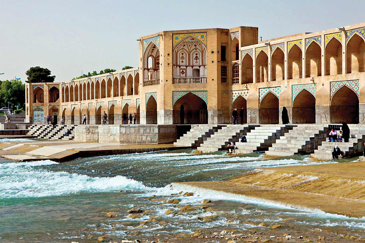 خواجو؛ در میان پل‌های شگفت انگیز