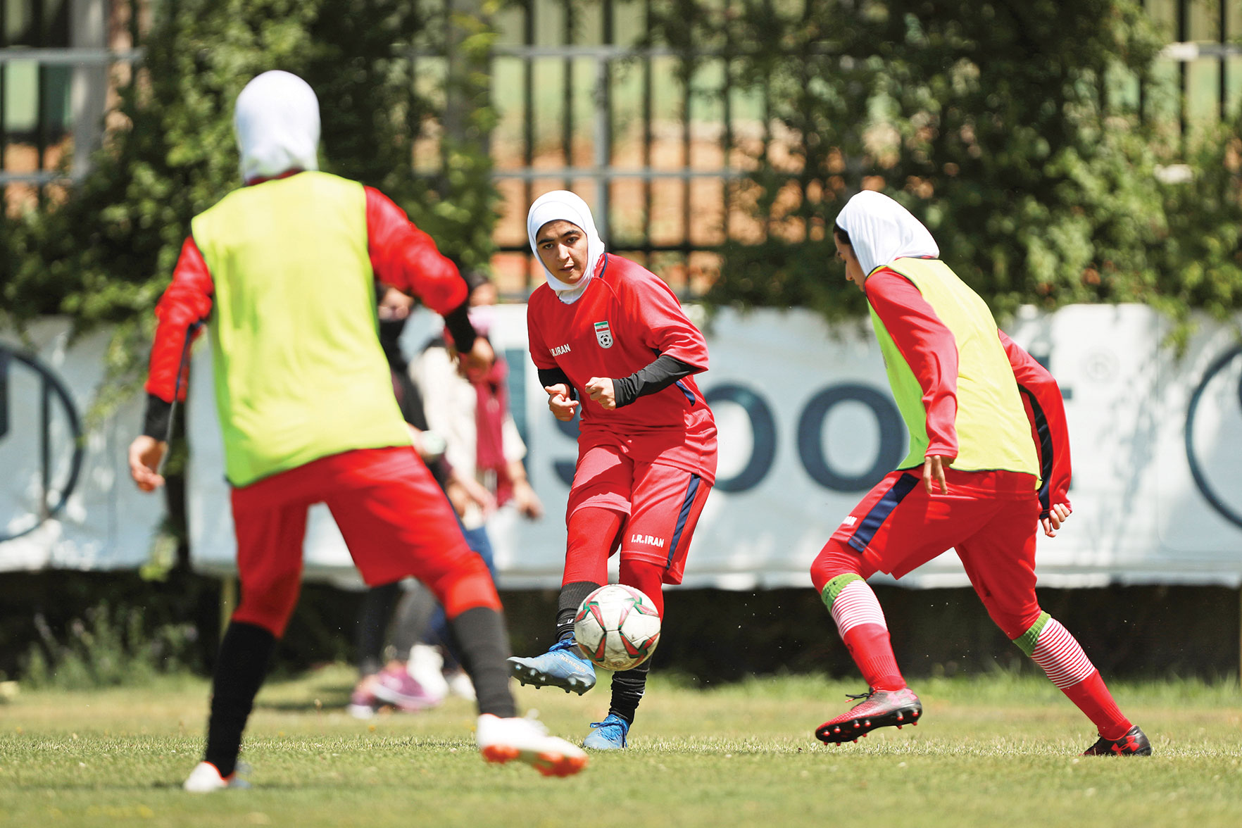 اولین صعود زنان به قله‌های تهران