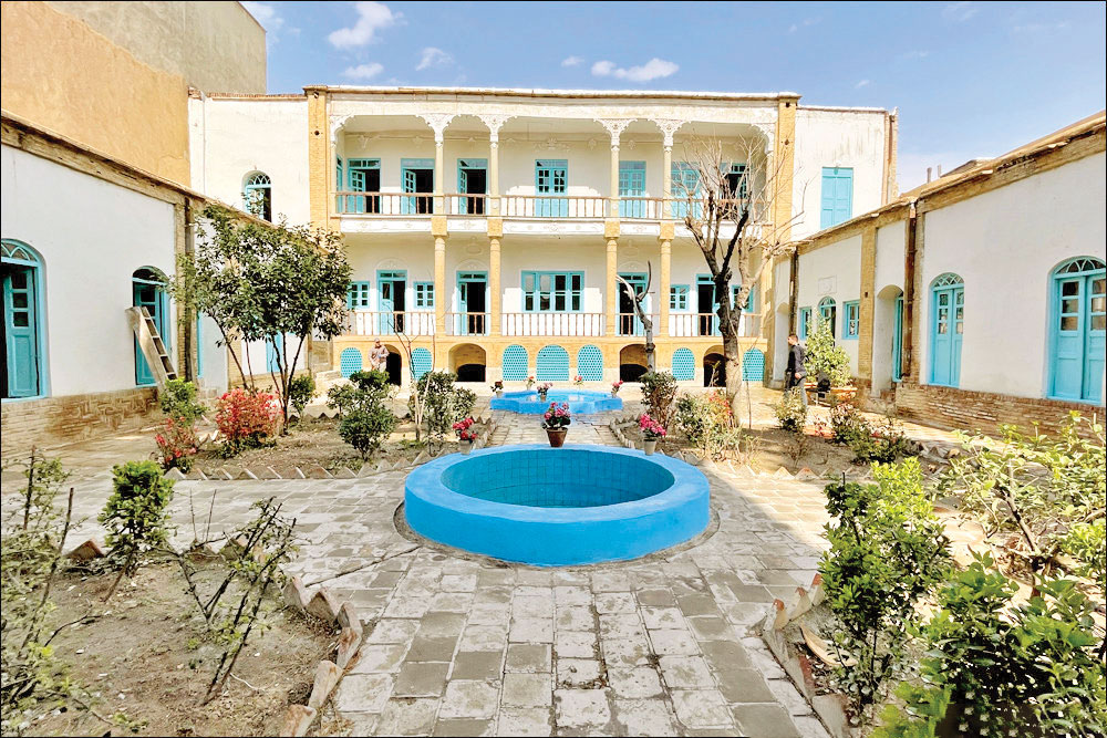 برخی ساختمان‌های قجری وقف علم و دانش شدند