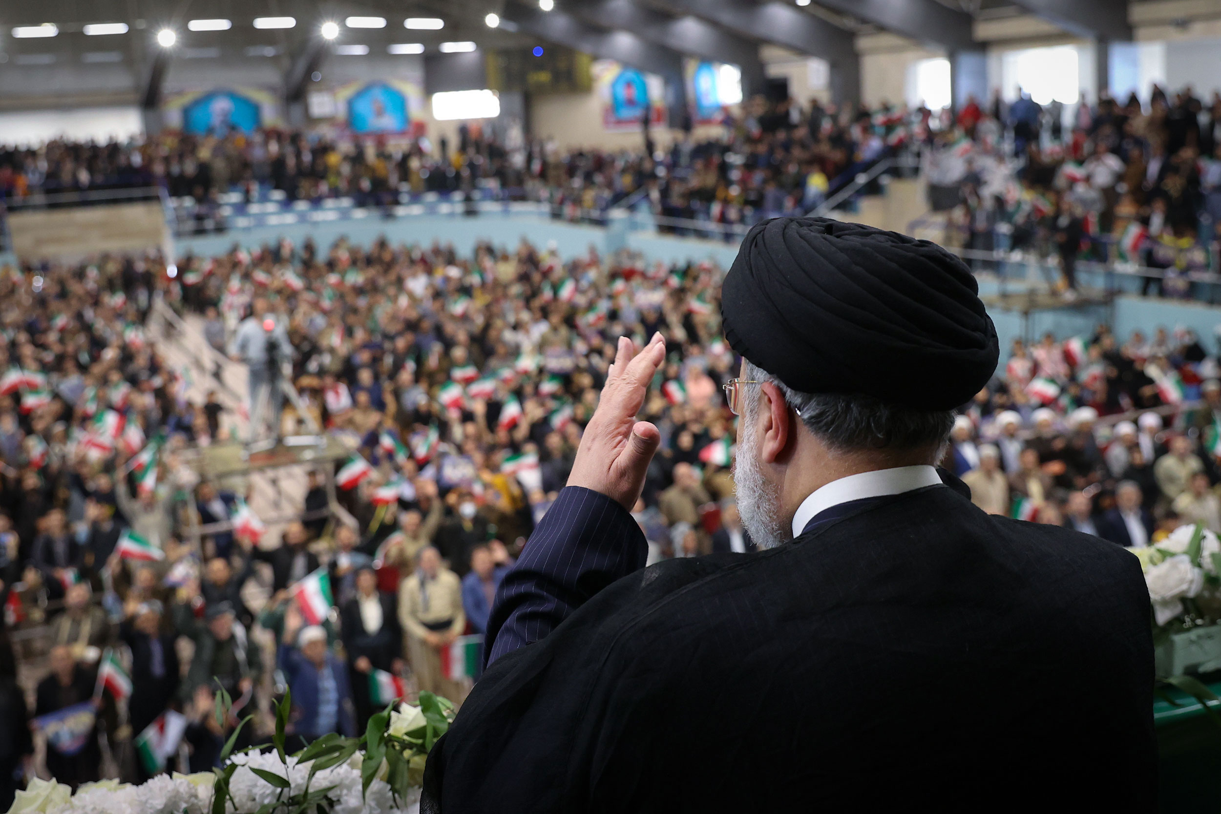 افتتاح‌هایی که نمایشی نیستند