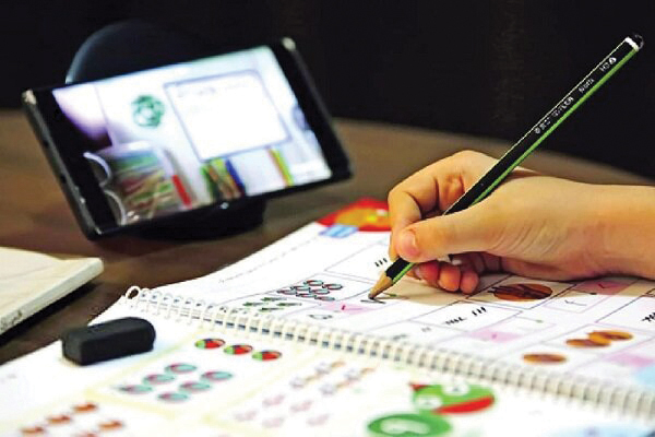 توزیع تبلت آموزشی