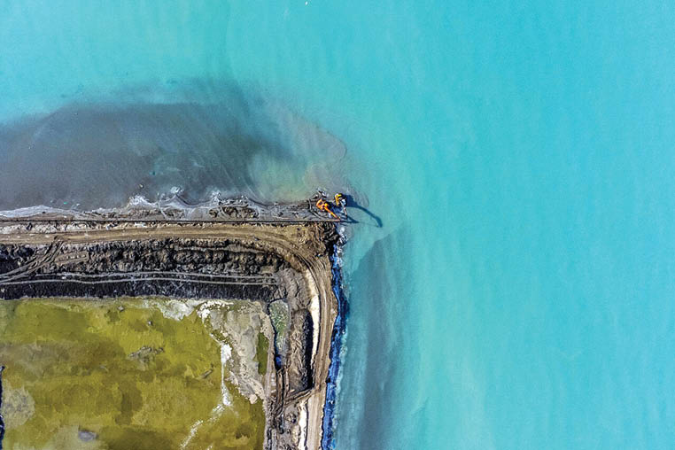 لایروبی خلیج گرگان