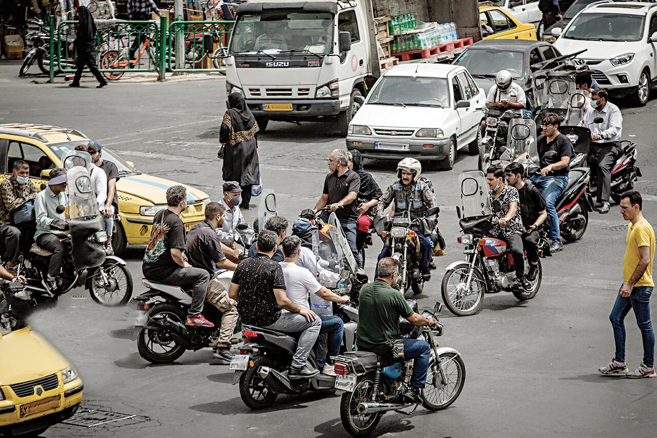 تهران و تسلط بی‌قاعده موتورهایش