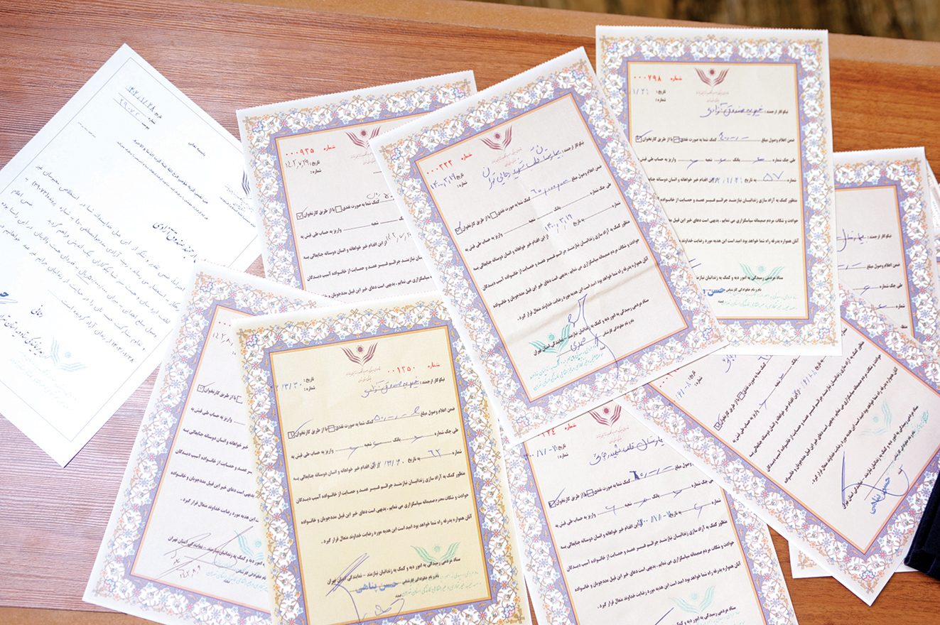 پای صحبتهای پرستار نمونهای که برای کارهای خیرخواهانه و آزادی زندانیها پیشقدم است