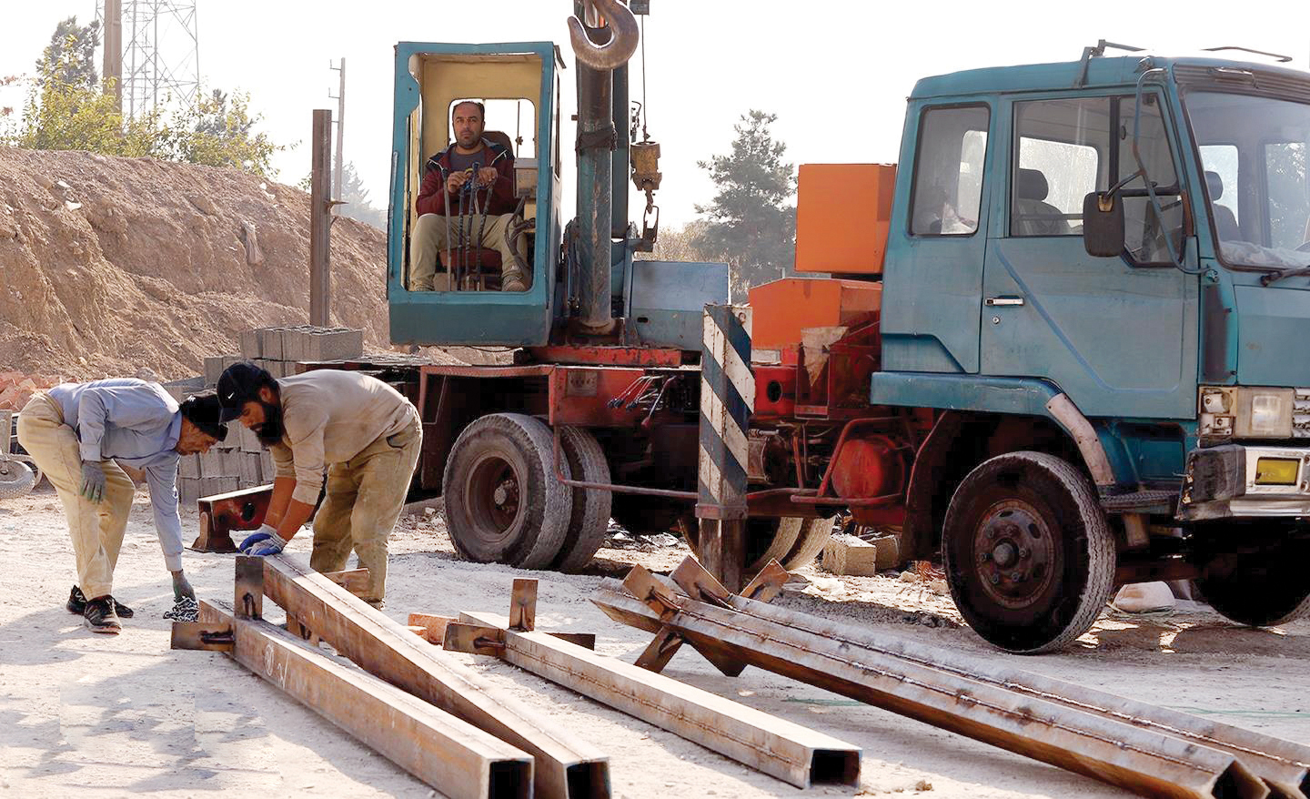 ساخت پمپ‌های بنزین کوچک‌مقیاس