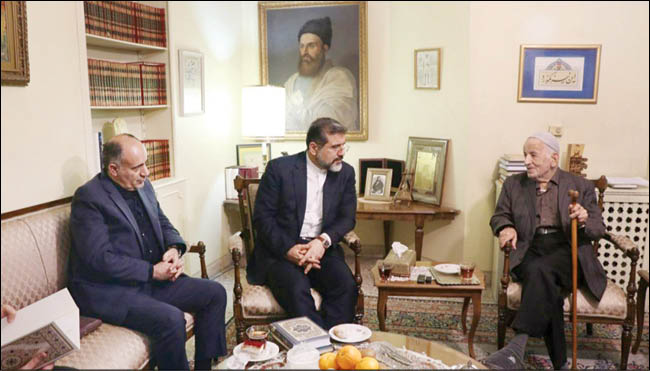 دیدار وزیر فرهنگ و ارشاد اسلامی با استادمهدی محقق