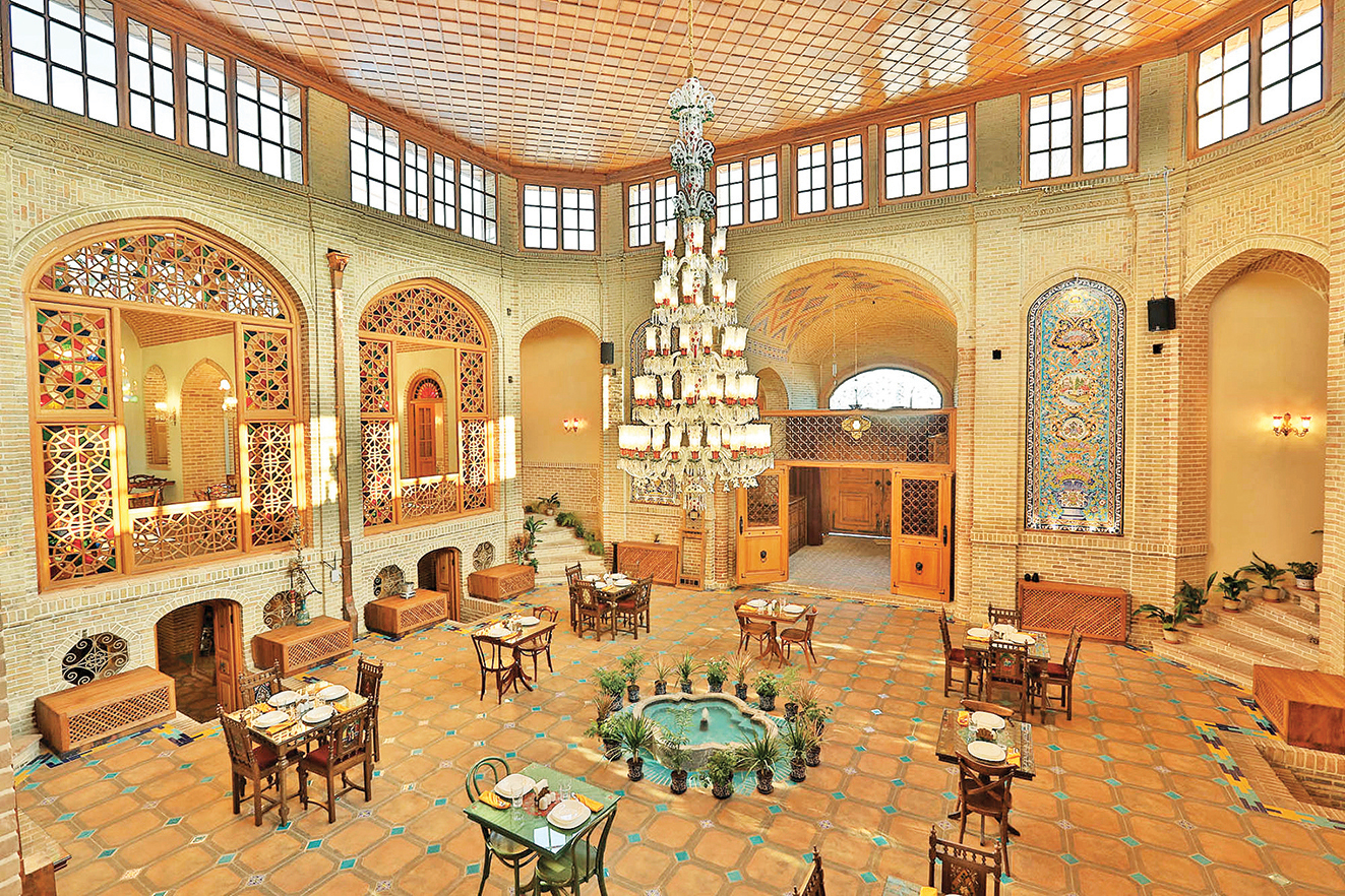 پیشنهاد های خوشمزه در بناهای تاریخی پایتخت را نمی‌توان رد کرد