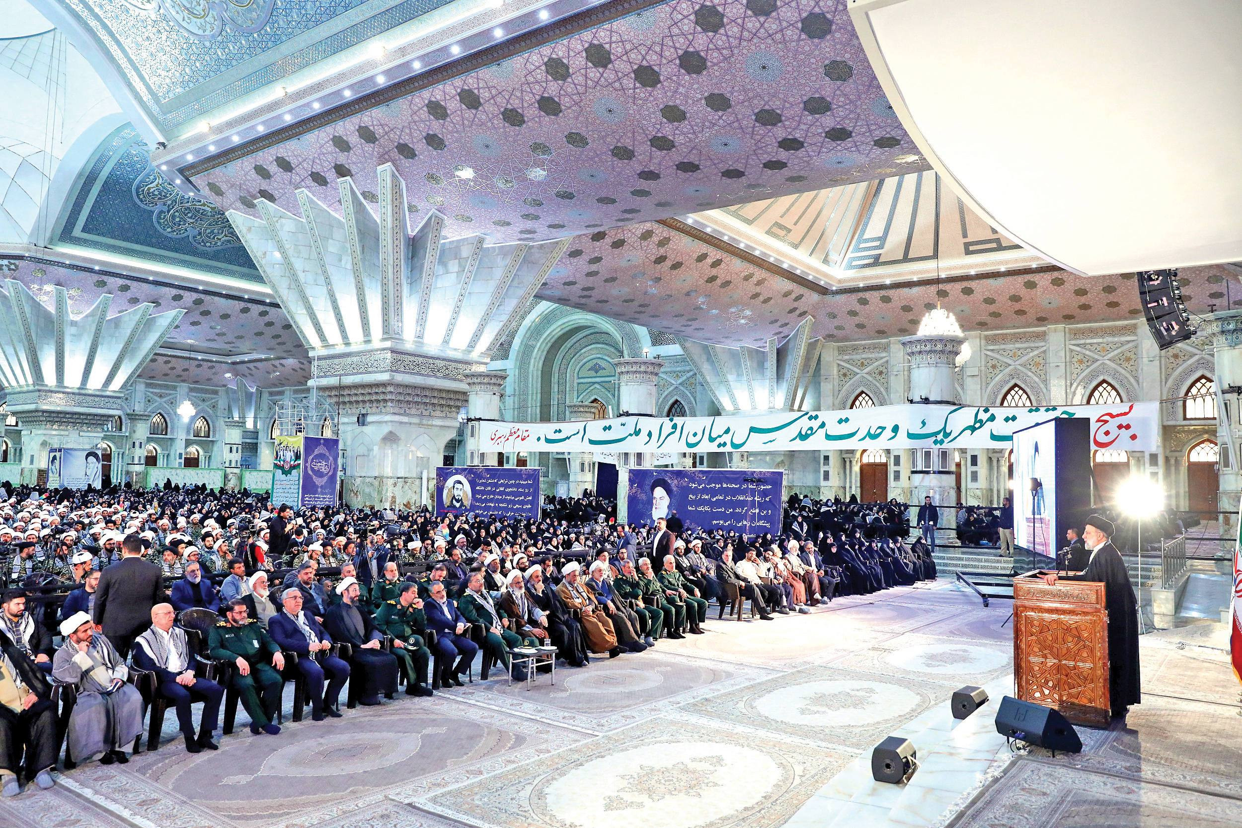 رئیس‌جمهور در اجتماع بزرگ طلاب و دانشجویان بسیجی کشور: