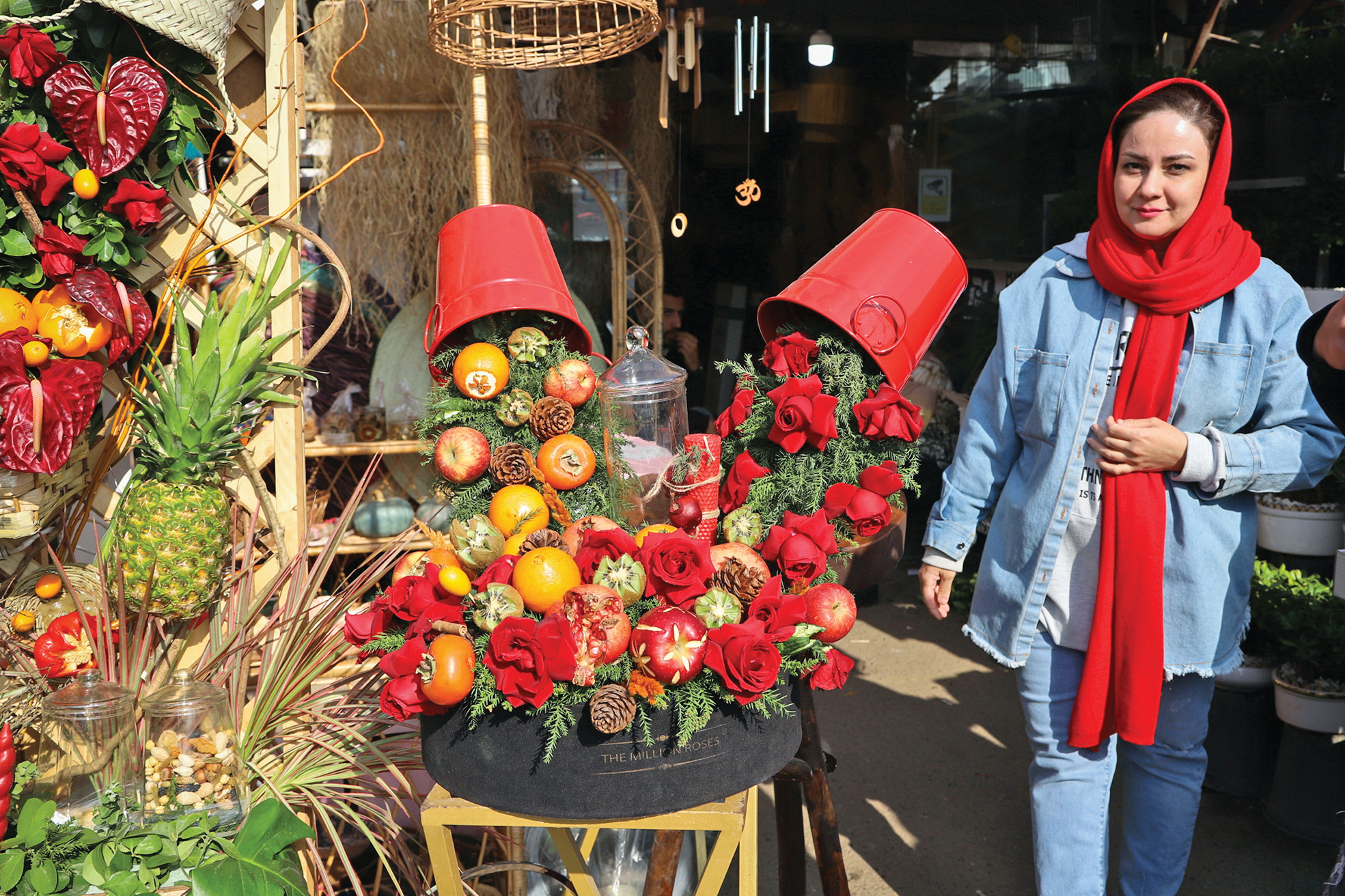 رونق گلفروشی در شب‌یلدا