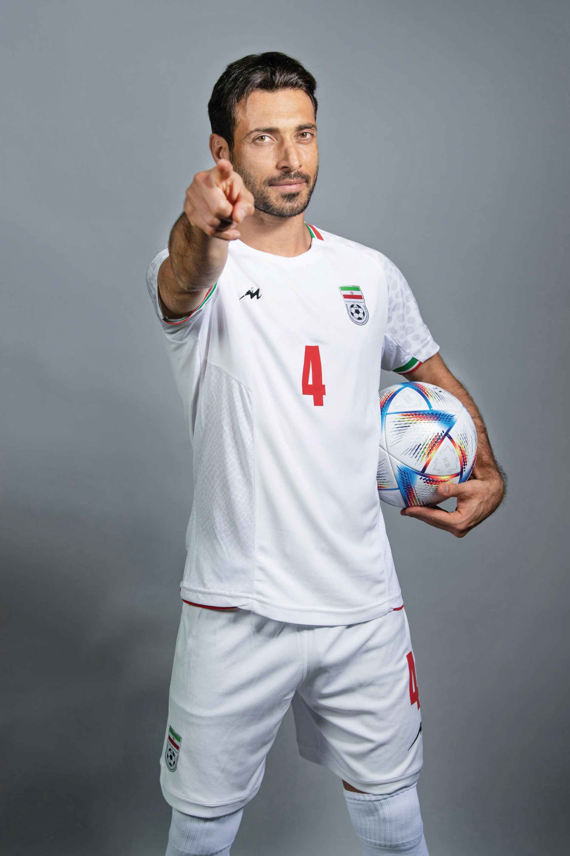 چرا نباید از یک ایرانی حمایت کنیم؟