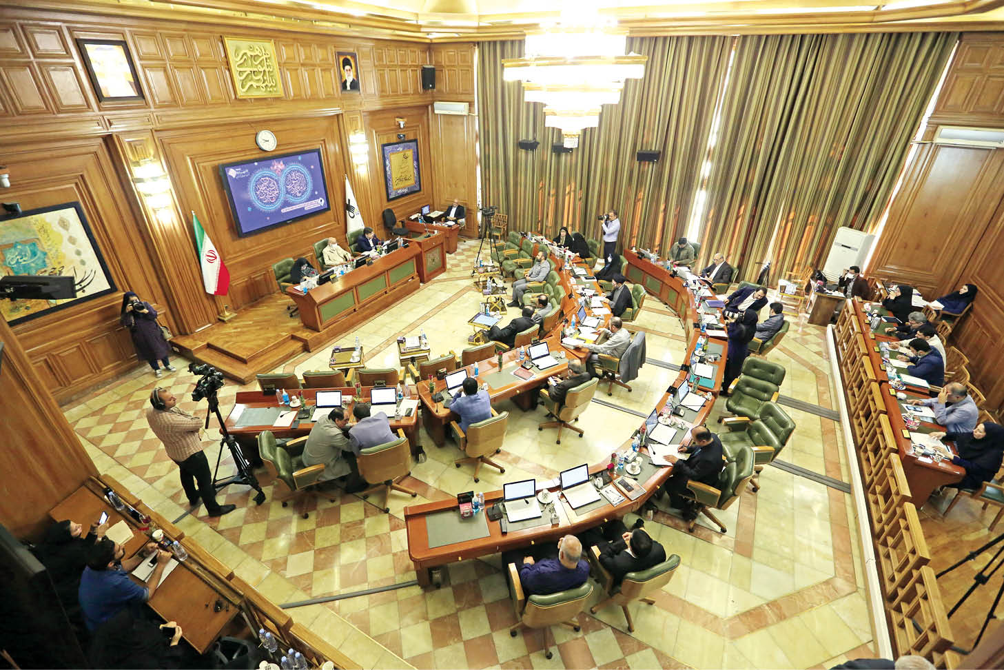 غرس نهال به یاد شهدای پایتخت