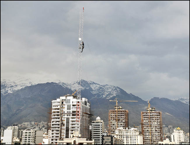 تعیین‌تکلیف دکل‌های مخابراتی غیرمجاز