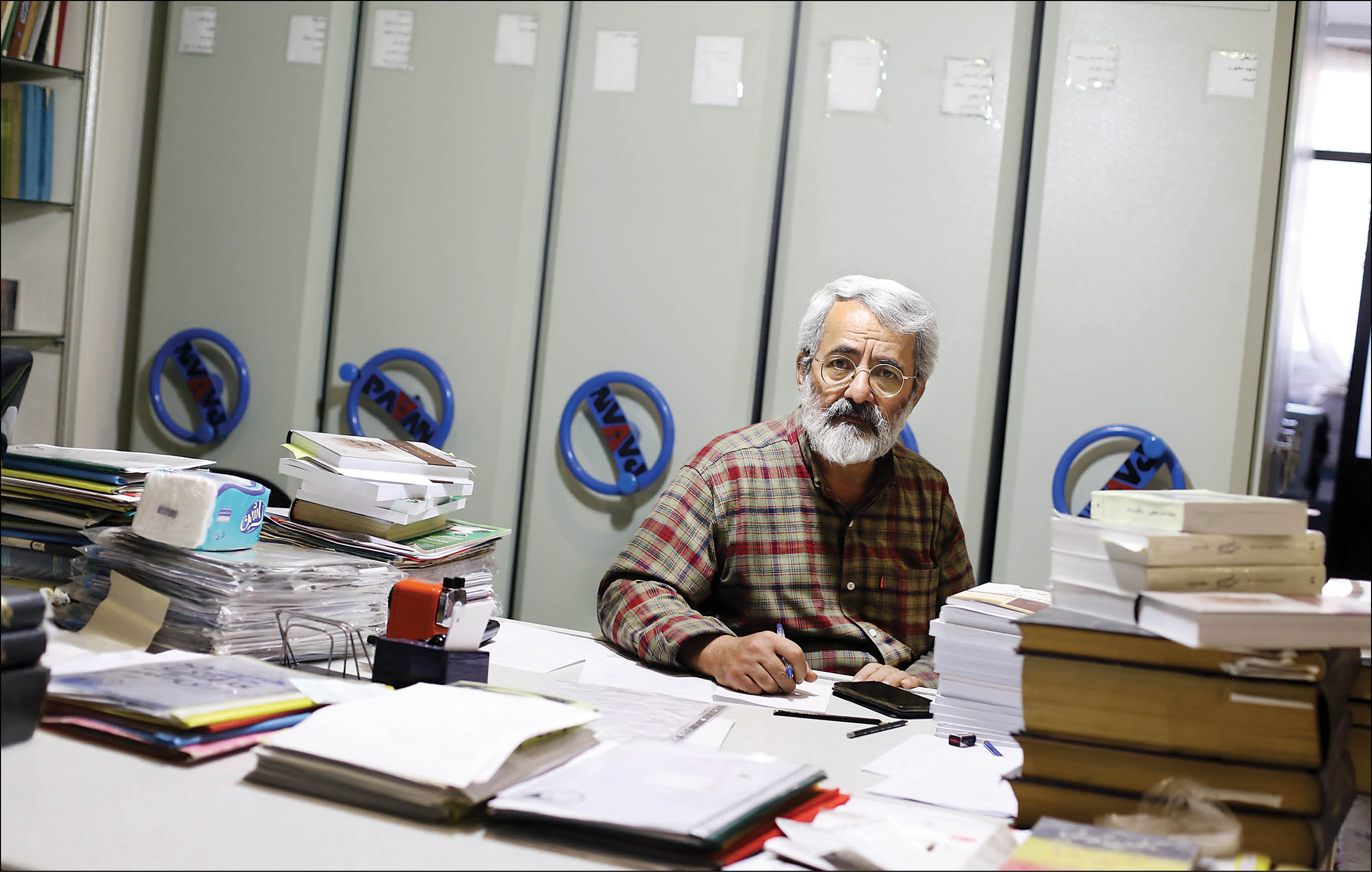 روایت تحقیر مردم ایران در دوران پهلوی در گفت‌وگو با عباس سلیمی نمین