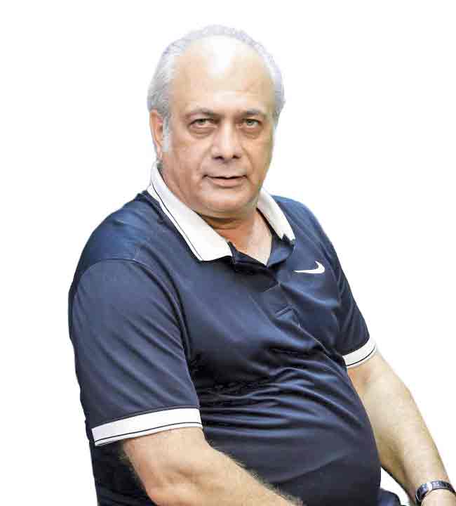 گفت‌وگو با بهمن دان‌ كه توانسته 70 قاتل را از پاي چوبه دار نجات دهد