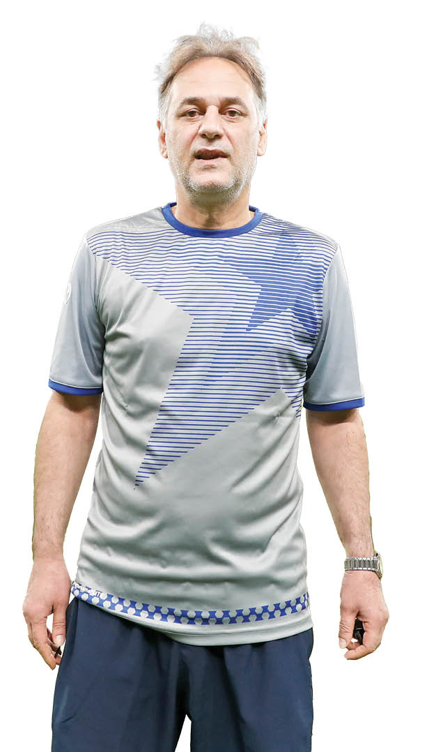 تیم در مسیر قهرمانی نبود