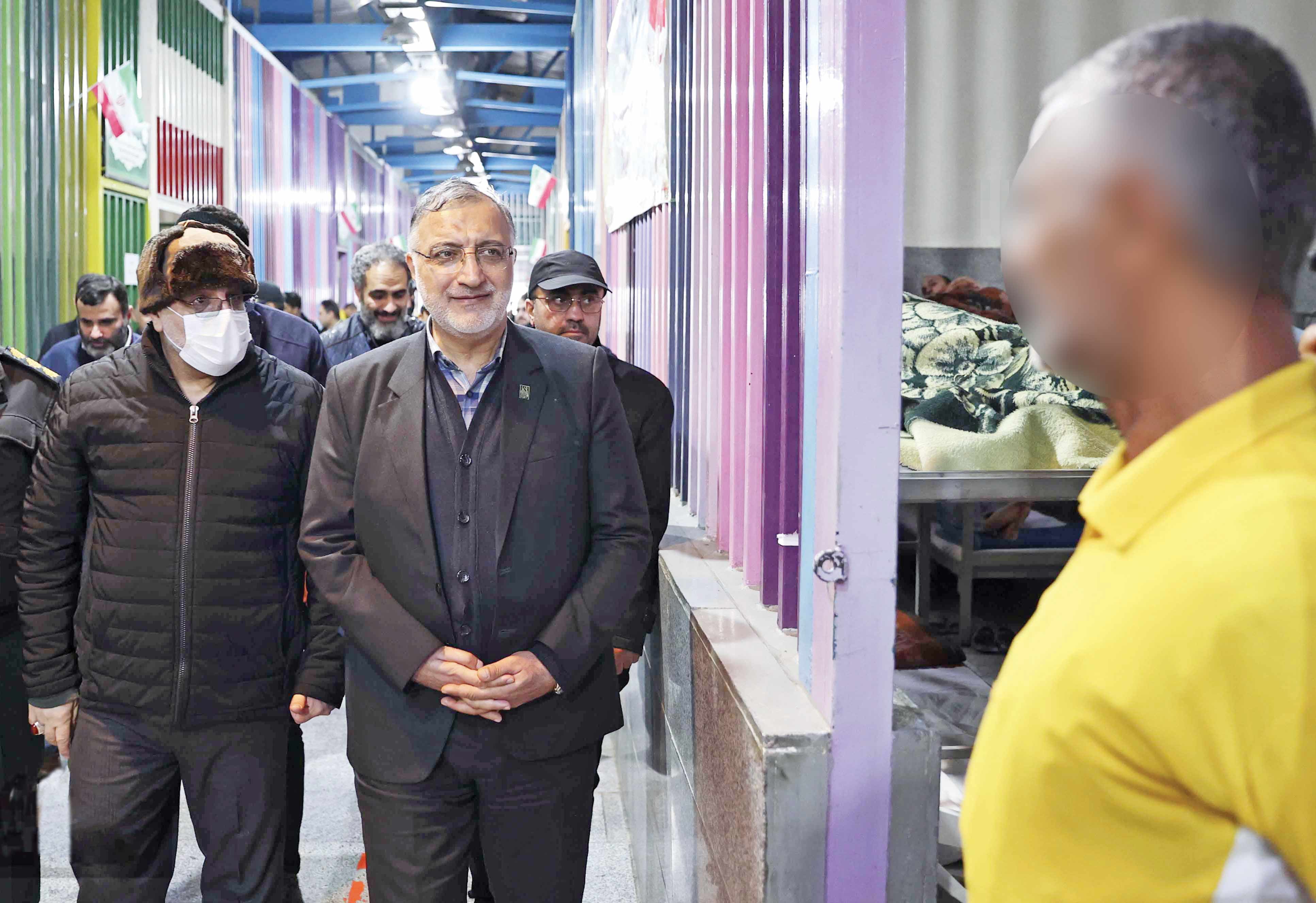 بازدید شهردار تهران از مراکز درمان معتادان متجاهر