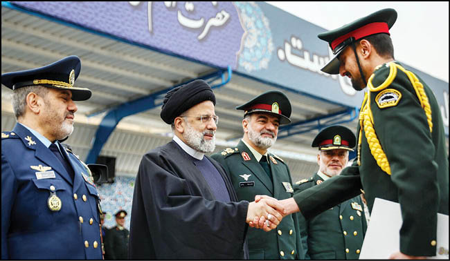 حضور رئیسی در مراسم دانش‌آموختگان دانشگاه علوم انتظامی